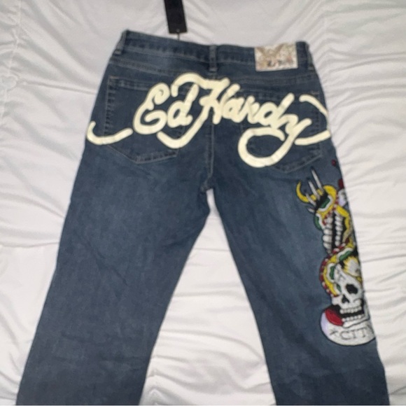 Ed Hardy Jeans Embroidered Spell Out Y2K Flare New York City NYC 28 women’s - Picture 2 of 12